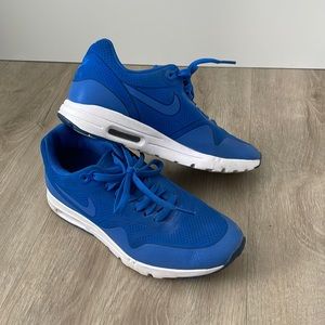 Nike Air Max size 6.5